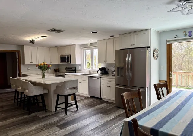 3rd image of 19 Copeland St, Marshfield, MA 02050 | MLS# 73519455