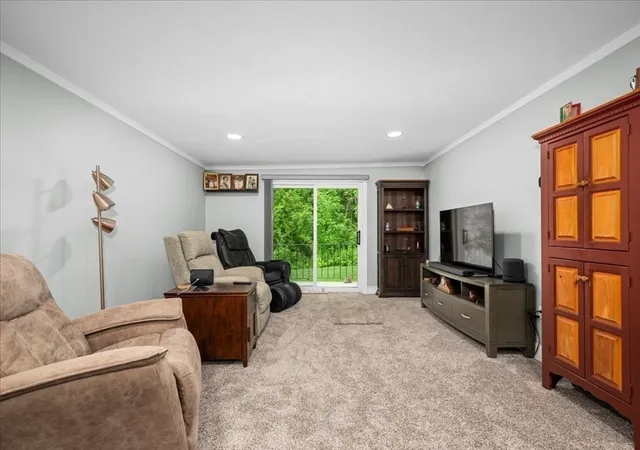 Homes for sale in Milford, MA | 23 Shadowbrook Ln #10, Milford, MA 01757 | MLS# 73527572