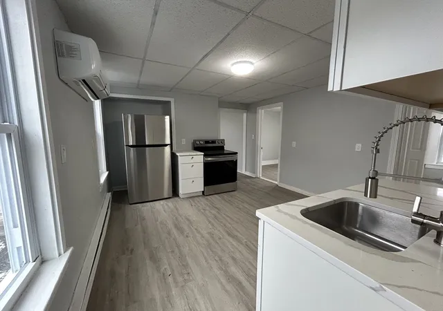 1st image of 27 North St, Worcester, MA 01605 | MLS# 73557189
