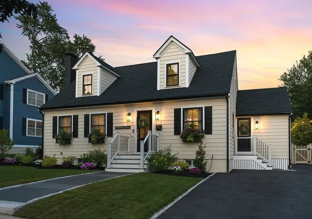 Photo 1 of Single family home for sale at 50 Holland St, Winchester, MA 01890 | MLS# 73556633 | Listing updated on 2026-09-14