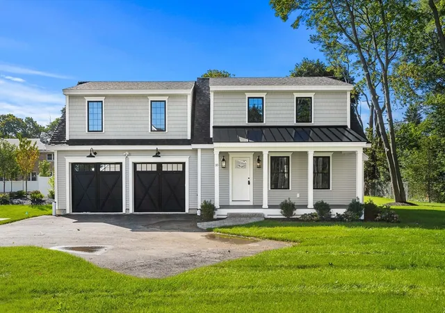 Photo 2 of Single family home for sale at 10 Harvey Park, Lynnfield, MA 01940 | MLS# 73568588 | Listing updated on 2026-08-30