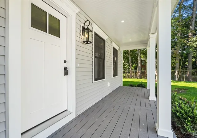 Photo 4 of Single family home for sale at 10 Harvey Park, Lynnfield, MA 01940 | MLS# 73568588 | Listing updated on 2026-08-30