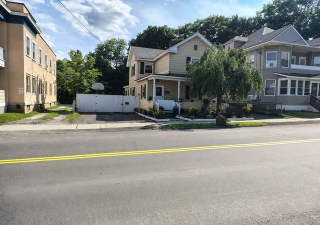 2nd image of 12 Lincoln Street, Pittsfield, MA 01201 | MLS# 73558023