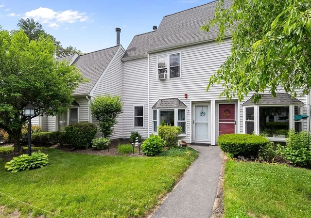 2nd image of 5 Prudence Crandall Lane #5, North Easton, MA 02356 | MLS# 73532976