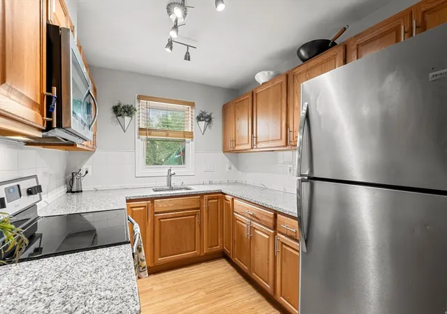 5th image of 5 Prudence Crandall Lane #5, North Easton, MA 02356 | MLS# 73532976