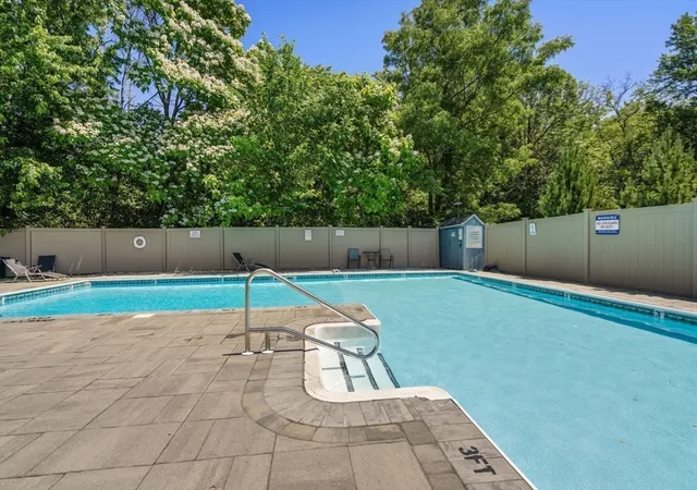 36th image of 399 Pond St #D1, Braintree, MA 02184 | MLS# 73557910