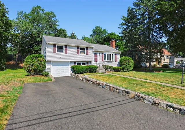 1st image of 19 Weir Rd, Waltham, MA 02451 | MLS# 73549615