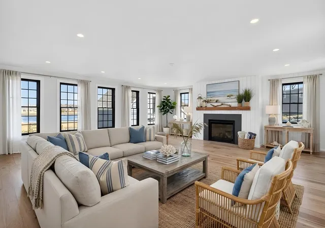 Homes for sale in Cohasset, MA | 392 S Main St, Cohasset, MA 02025 | MLS# 73500198