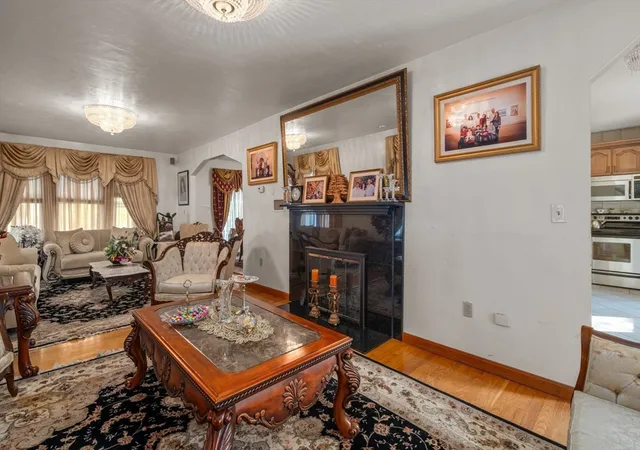 5th image of 20 Berkmans St, Worcester, MA 01602 | MLS# 73535034