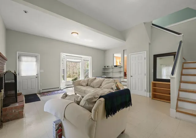 4th image of 94 Fearing Hill Rd, West Wareham, MA 02576 | MLS# 73523483