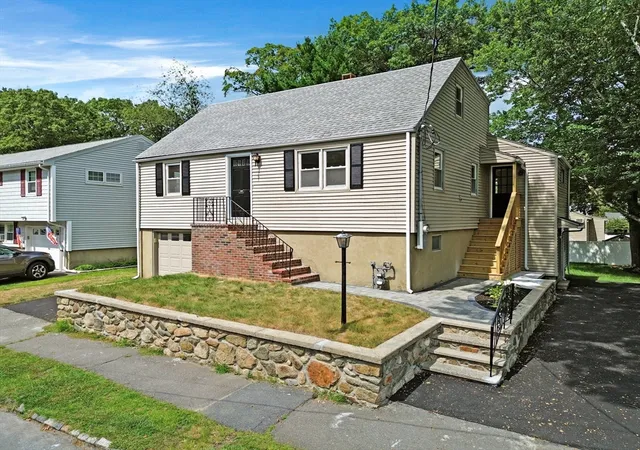 Photo 2 of Sale Pending at 151 Dartmouth St, Lynn, MA 01904 | MLS# 73569705 | Listing updated on 2026-09-06