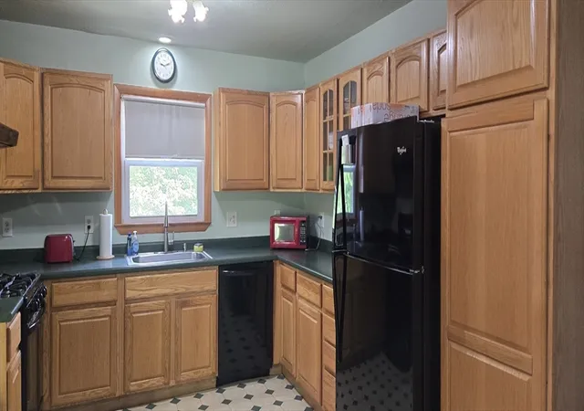 Homes for sale in Tyngsboro, MA | 36 Middlesex Road, Tyngsboro, MA 01879 | MLS# 73543211