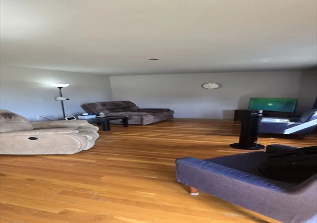 Homes for sale in Tyngsboro, MA | 36 Middlesex Road, Tyngsboro, MA 01879 | MLS# 73543211