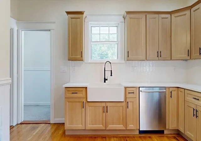Photo 3 of Single family home for sale at 911 Pleasant St, Worcester, MA 01602 | MLS# 73537910 | Listing updated on 2026-09-13