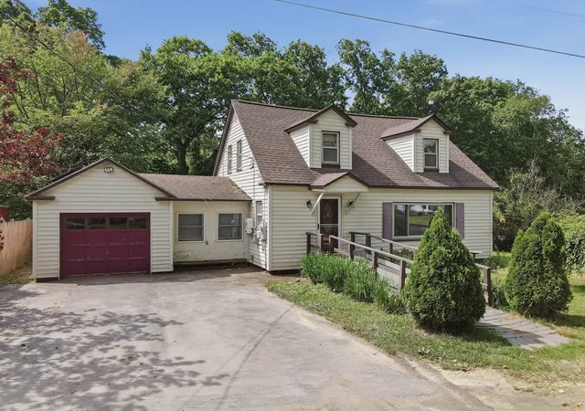2nd image of 17 Buttonwood Pl, Lunenburg, MA 01462 | MLS# 73536780
