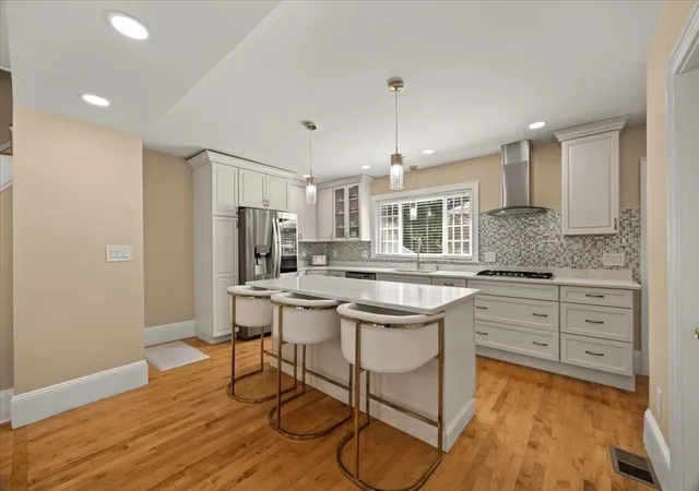 3rd image of 15 Belcher Ave, Brockton, MA 02301 | MLS# 73544316
