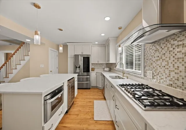 4th image of 15 Belcher Ave, Brockton, MA 02301 | MLS# 73544316