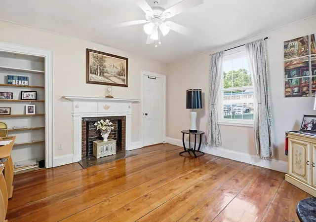 Photo 4 of House for sale at 724-726 Main St, Agawam, MA 01001 | MLS# 73559968 | Listing updated on 2026-09-24