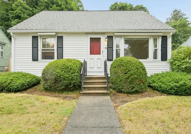 Photo 1 of Sale Pending at 29 Courtland St, Worcester, MA 01602 | MLS# 73539325 | Listing updated on 2026-07-14