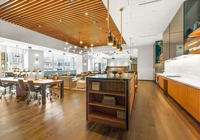 Homes for sale in Boston, MA | 135 Seaport Blvd #1106, Boston, MA 02210 | MLS# 73543793