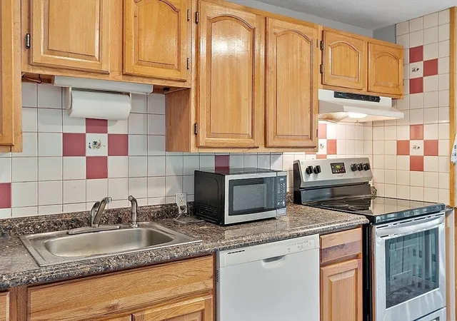 Homes for sale in Acton, MA | 5 Wampus #4, Acton, MA 01720 | MLS# 73541875