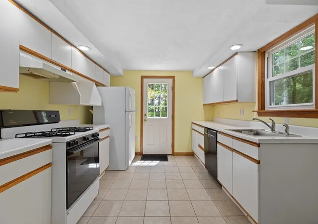 Homes for sale in Burlington, MA | 48 Purity Springs Rd, Burlington, MA 01803 | MLS# 73529992