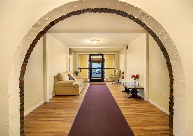 3rd image of 15 Oak Neck Rd #11, Hyannis, MA 02601 | MLS# 73553496