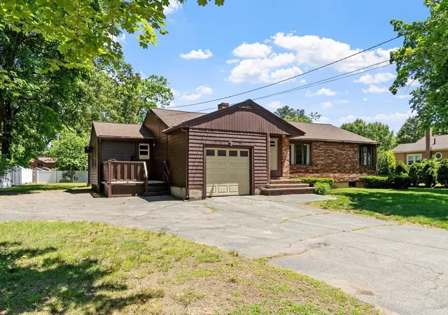Homes for sale in Wilmington, MA | 5 Fairmeadow Rd, Wilmington, MA 01887 | MLS# 73530255