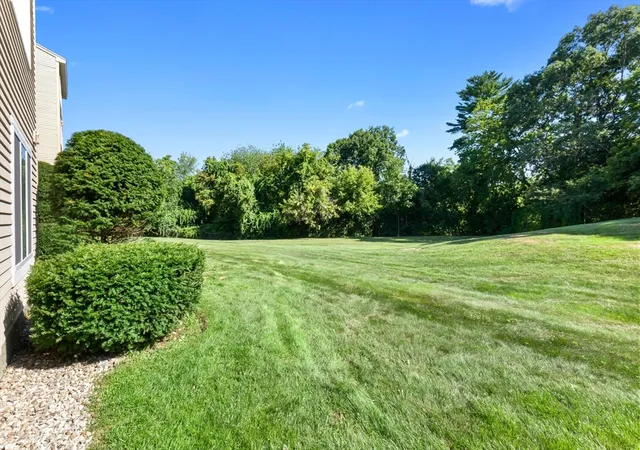 Photo 2 of Sale Pending at 4 Duck Pond Rd #206, Beverly, MA 01915 | MLS# 73568697 | Listing updated on 2026-09-05