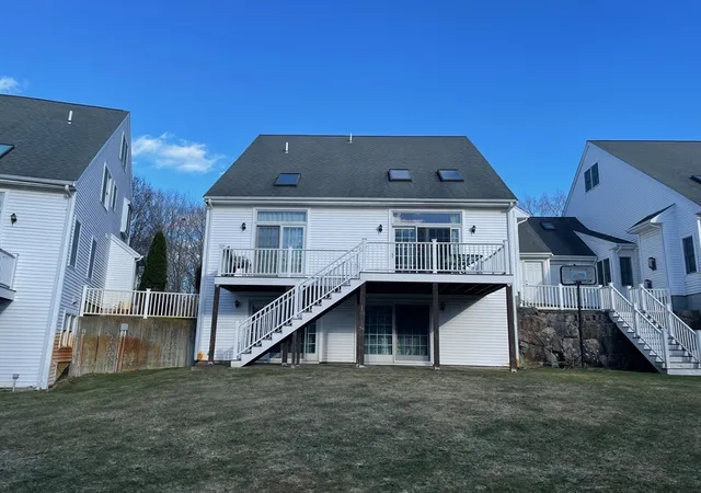 3rd image of 1201 Matthew Woods Dr #1201, Braintree, MA 02184 | MLS# 73492533