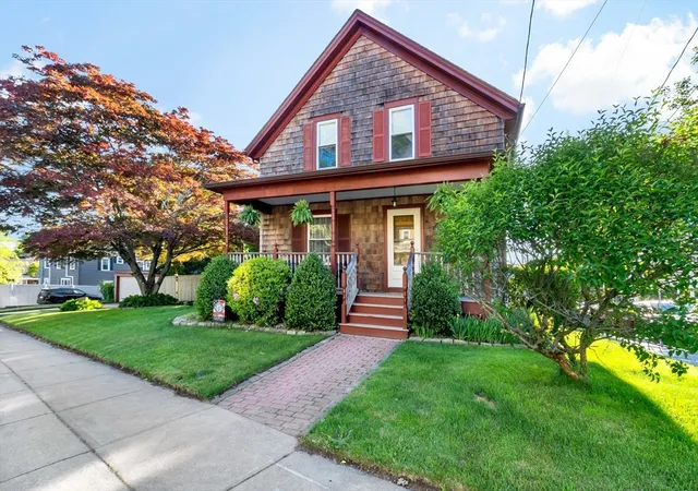 Homes for sale in Fall River, MA | 1984 Robeson St, Fall River, MA 02720 | MLS# 73529349