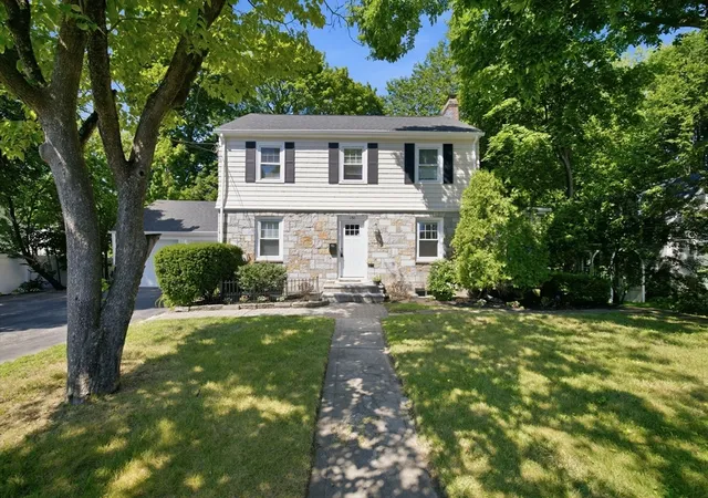 Homes for sale in Winchester, MA | 150 Cambridge Street, Winchester, MA 01890 | MLS# 73530959