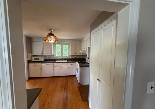 Photo 3 of Single family home for sale at 15 Frances Rd, Burlington, MA 01803 | MLS# 73551885 | Listing updated on 2026-09-06