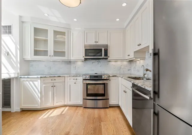 3rd image of 106 Thirteenth, Boston, MA 02129