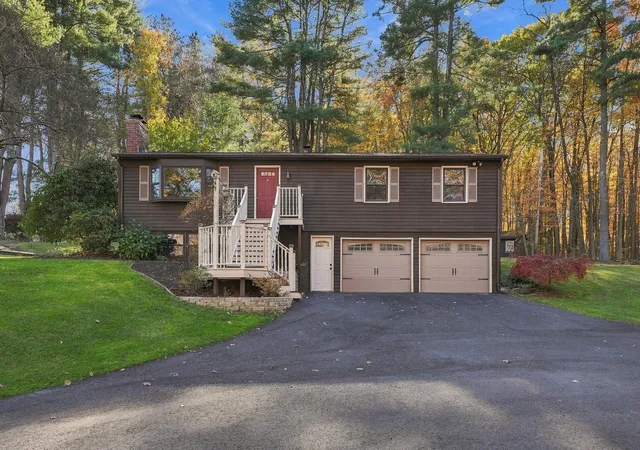 Single family home for sale at 1970 Allen St, Springfield, MA 01118 | MLS# 73596438