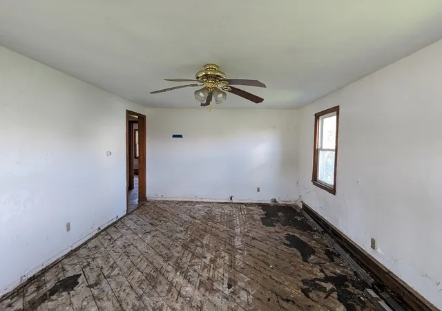 Homes for sale in South Deerfield, MA | 24 Elm St, South Deerfield, MA 01373 | MLS# 73153522
