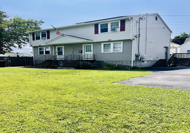 2nd image of 82 E St #B, Lowell, MA 01851 | MLS# 73555606
