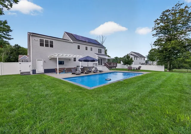 Photo 3 of Sale Pending at 20 Kelly Ln, Brockton, MA 02301 | MLS# 73557749 | Listing updated on 2026-09-23