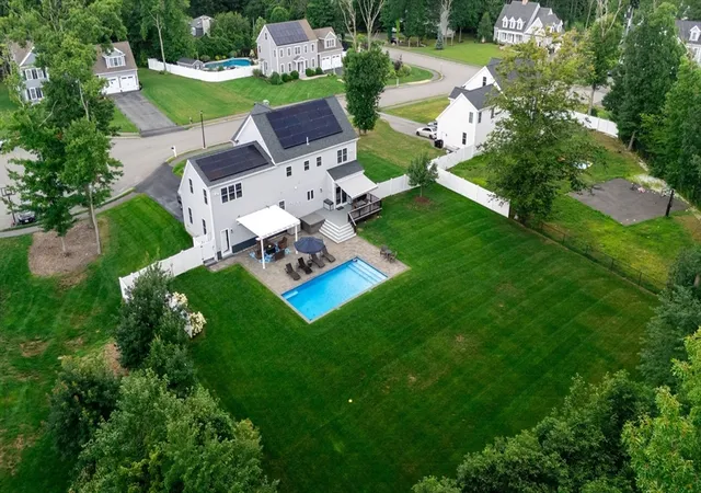 Photo 3 of Sale Pending at 20 Kelly Ln, Brockton, MA 02301 | MLS# 73557749 | Listing updated on 2026-09-23