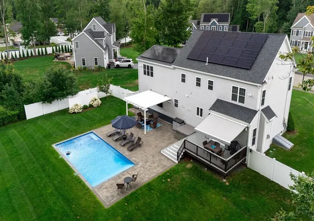 Photo 4 of Sale Pending at 20 Kelly Ln, Brockton, MA 02301 | MLS# 73557749 | Listing updated on 2026-09-23