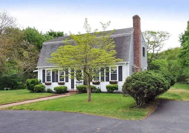 Homes for sale in Marshfield, MA | 643 Careswell Street, Marshfield, MA 02050 | MLS# 73523116