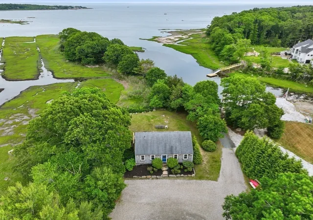 40th image of 72 Indian Cove Rd, Marion, MA 02738 | MLS# 73537170