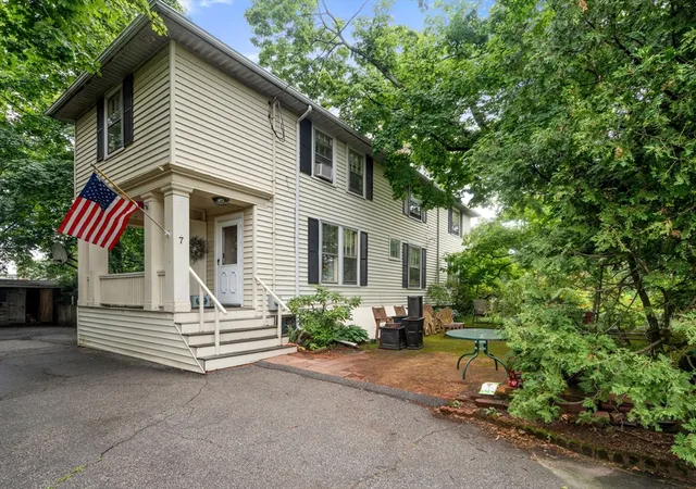 Homes for sale in Arlington, MA | 7 Park Cir, Arlington, MA 02476 | MLS# 73544806
