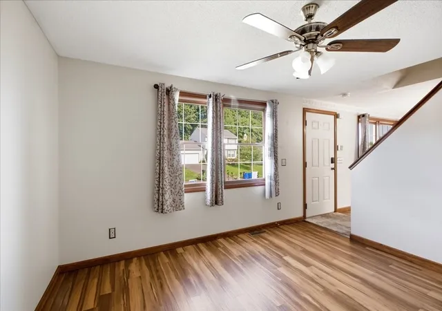 4th image of 18 Scott Hollow Dr, Holyoke, MA 01040 | MLS# 73562349