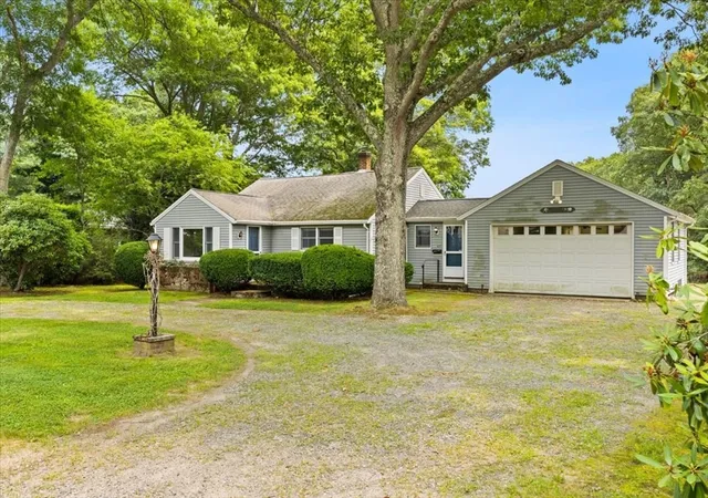5th image of 435 Sandwich Rd, East Falmouth, MA 02536 | MLS# 73553404