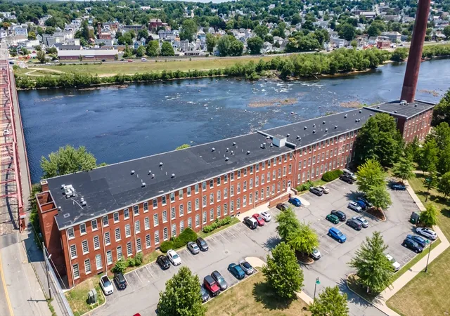 3rd image of 35 Riverwalk Way #R201, Lowell, MA 01854 | MLS# 73566492