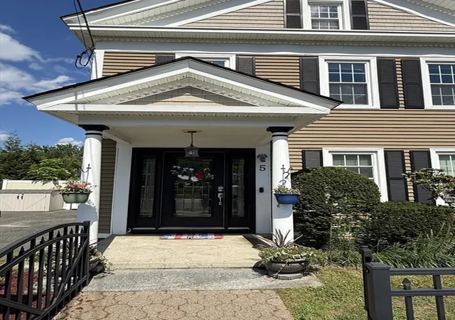 Photo 3 of Single family home for sale at 5 Washington St, Monson, MA 01057 | MLS# 73550422 | Listing updated on 2026-09-13