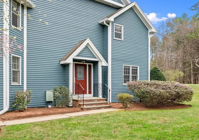 Homes for sale in Hopkinton, MA | 31 Forest Lane #31, Hopkinton, MA 01748 | MLS# 73505198
