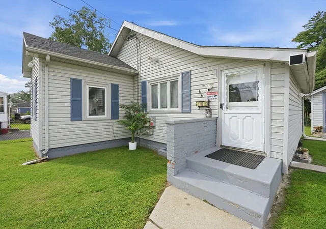 Photo 3 of Single family home for sale at 66 Upland, Springfield, MA 01104 | MLS# 73569632 | Listing updated on 2026-09-11