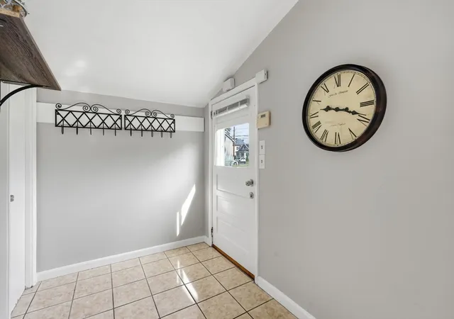 Photo 4 of Single family home for sale at 66 Upland, Springfield, MA 01104 | MLS# 73569632 | Listing updated on 2026-09-11